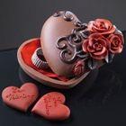 Heart case with roses