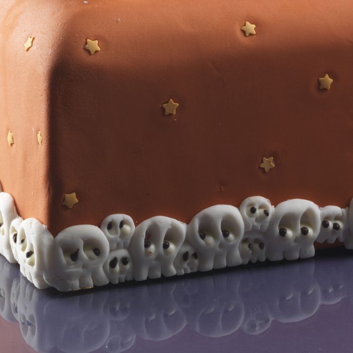 Decor Border Skulls mold