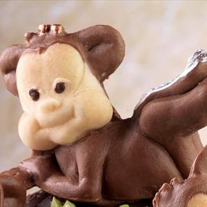 Lying monkey mold