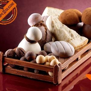 Caciocavallo o Scamorza Italian Cheese mold