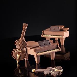 Piano mold