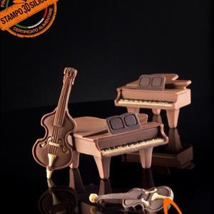 Piano mold