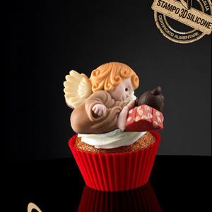 Angel with gift Mold